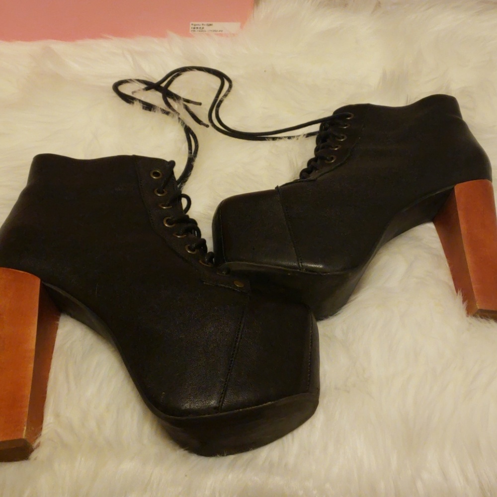 Jeffery Campbell Litas